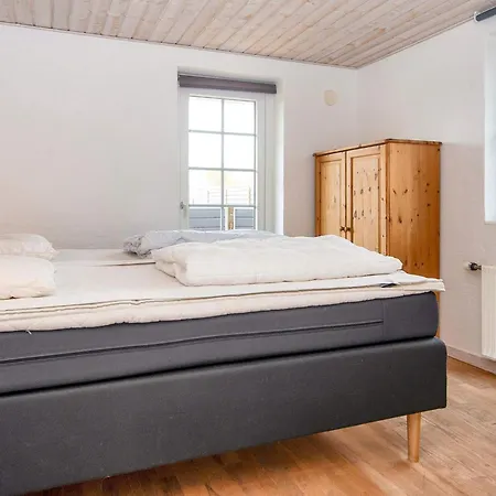 Luxury Retreat With - By Traum